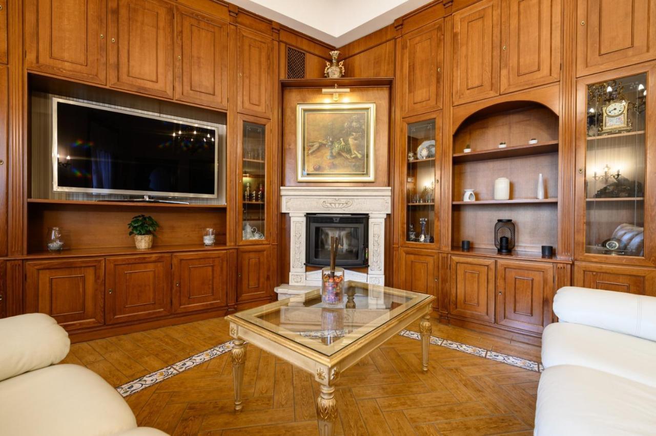 Toto E Peppino Family House Apartment เนเปิลส์ ภายนอก รูปภาพ